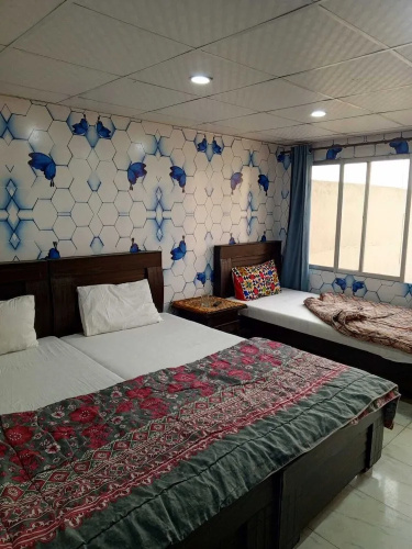 New Pak Hotel