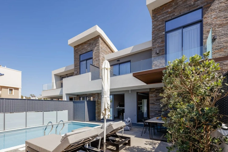 Twin Villa