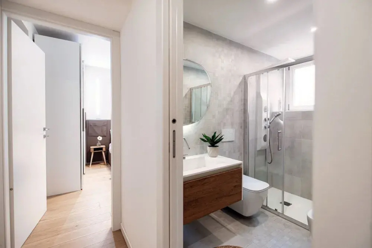 Rafael White Home