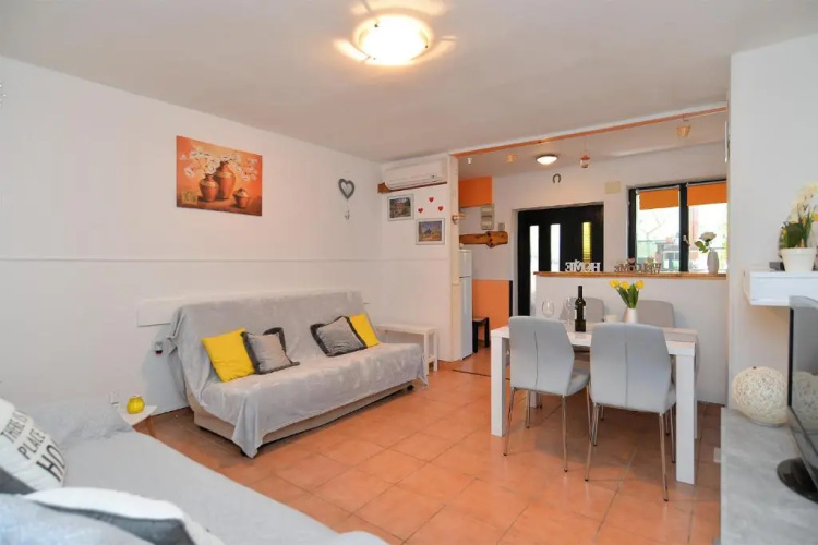 Apartment Dulijana 2042