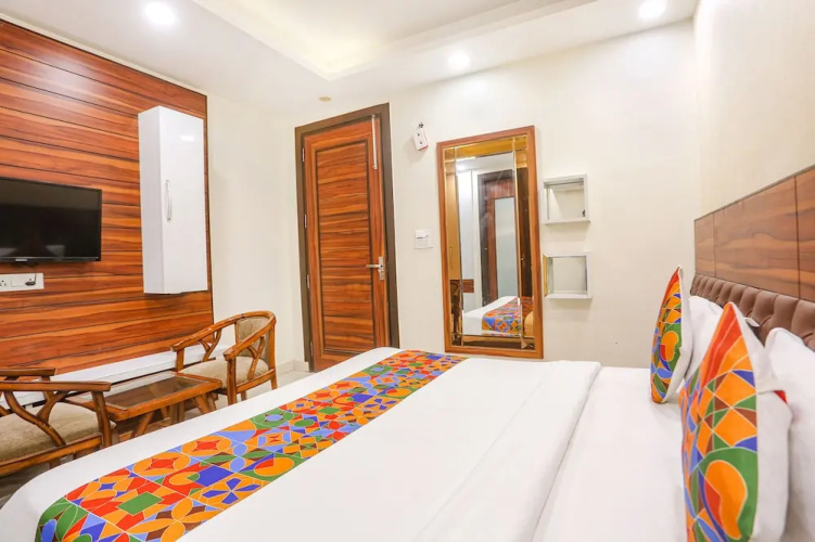 Fabhotel Gold Inn