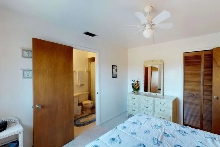 15120 Riverbend Blvd #605