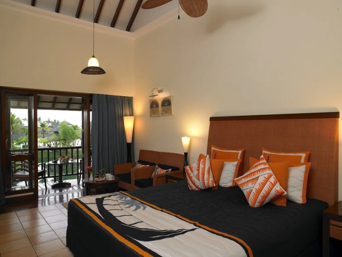 Radisson Plaza Resort & Spa