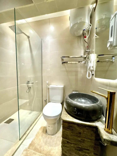 Shiny Pyramids Boutique Hotel