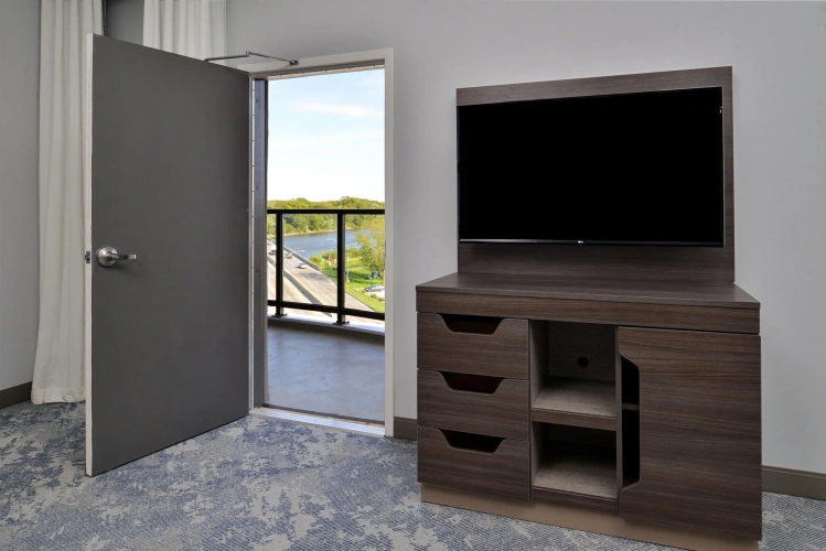 Single Suite