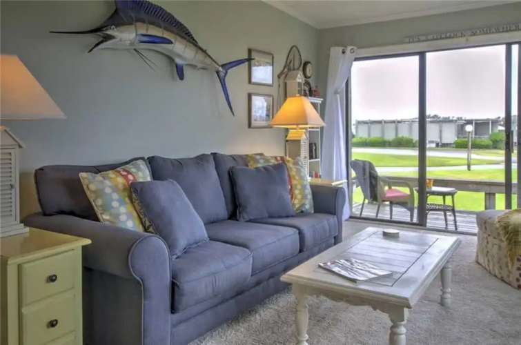 8 1/2 Marina Unit 1