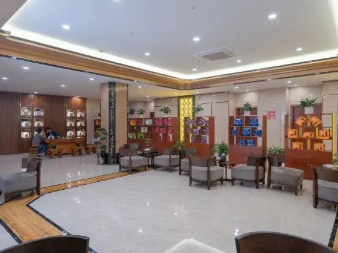 Champs Hotel
