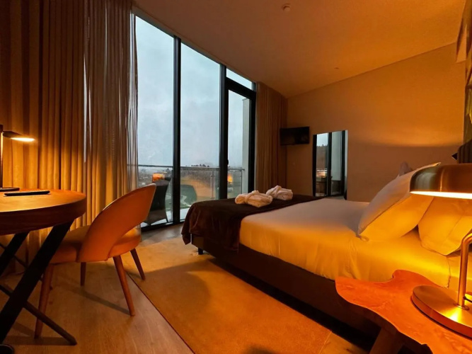 Grapple Hotel