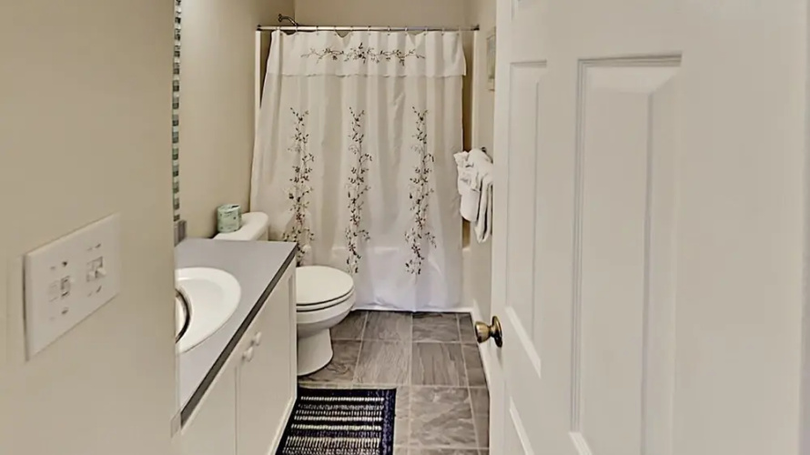 Ibis 805 A 2 Bedroom Condo