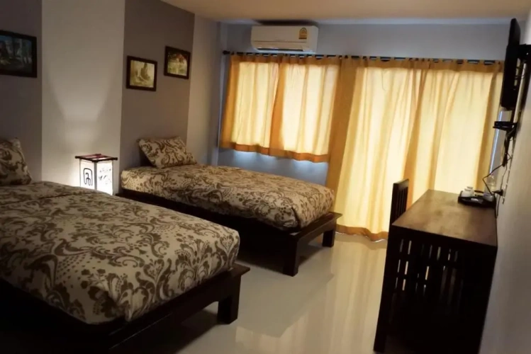 Deluxe Twin room