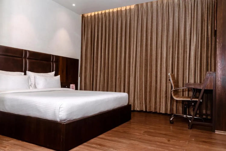 Econest Hotel