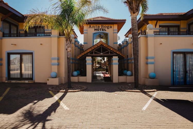 Premier Hotel Anta Boga - Bloemfontein