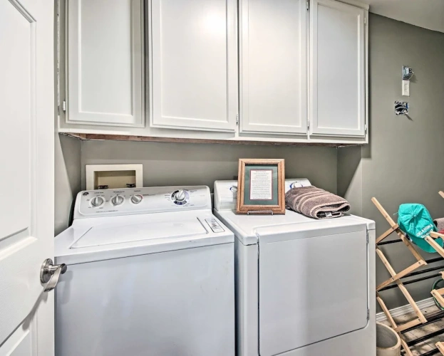 4 Bedrooms Cottage