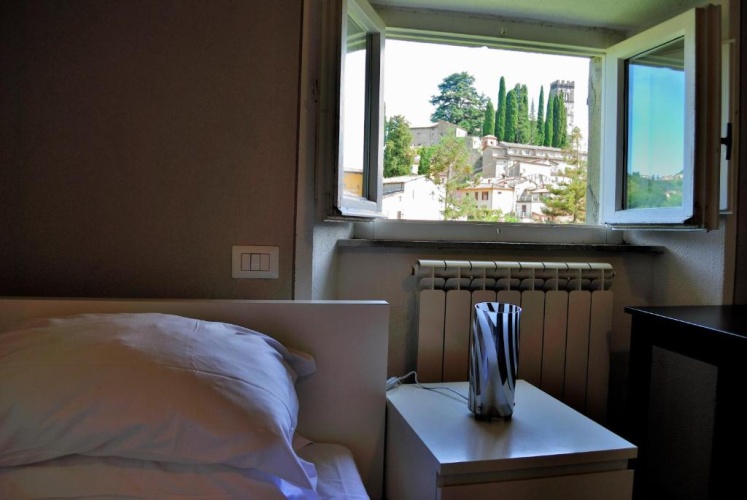 Standard Double room with view