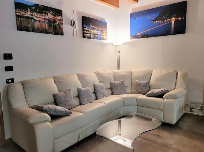 2 Bedrooms Cottage