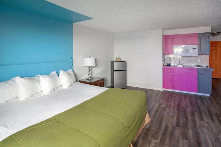 Coast River Inn by OYO Seaside