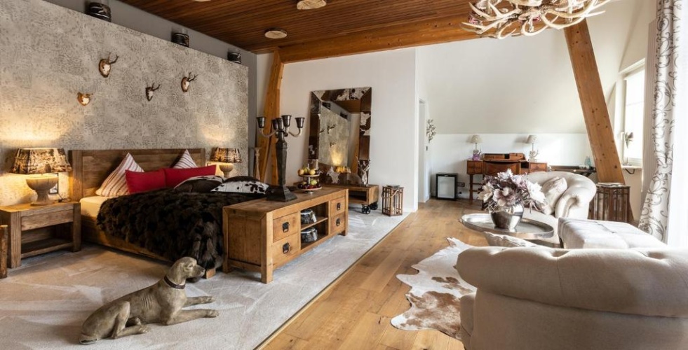 Deluxe Suite with balcony and with view