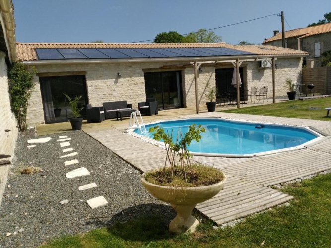 3 Bedrooms Cottage
