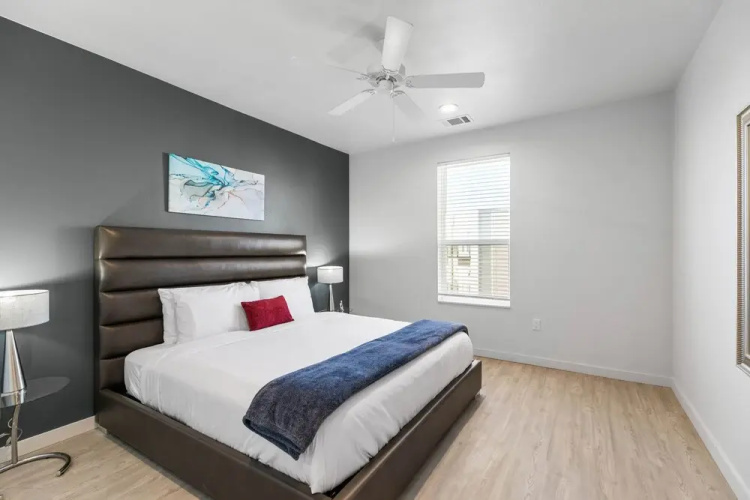 FlatZ 432 Condos By Barsala