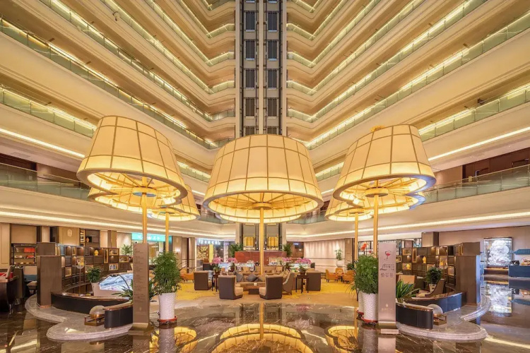 Serene Yuhua Hotel