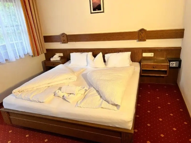 Deluxe Double room with balcony