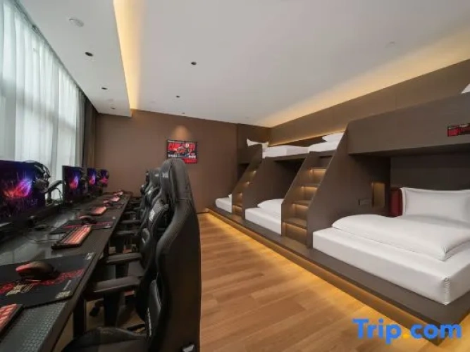 Bed in Dorm