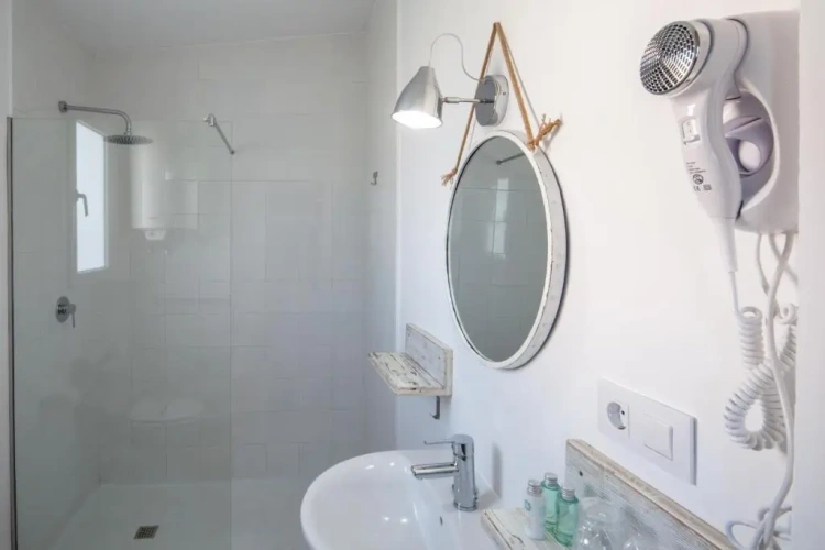 1 Bedroom Twin Bungalow
