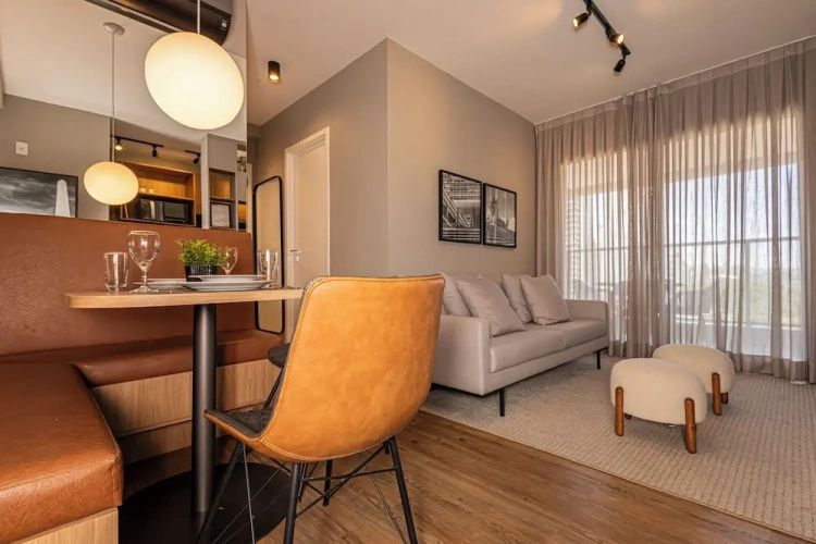 Deluxe Apartment