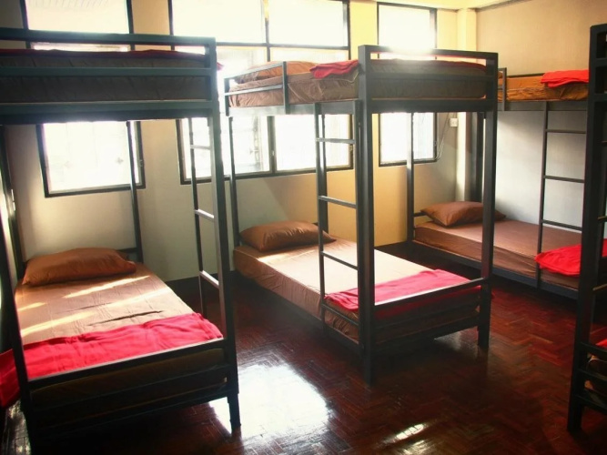 The Ranking Hostel & Cafe