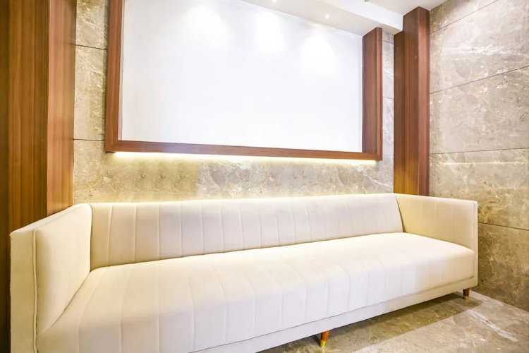 FabHotel Shubham Inn