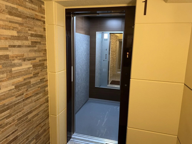 Hotel Livinginn Nahkoumae