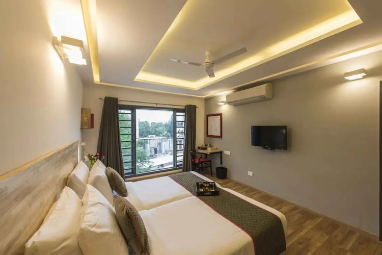 DBR Suites
