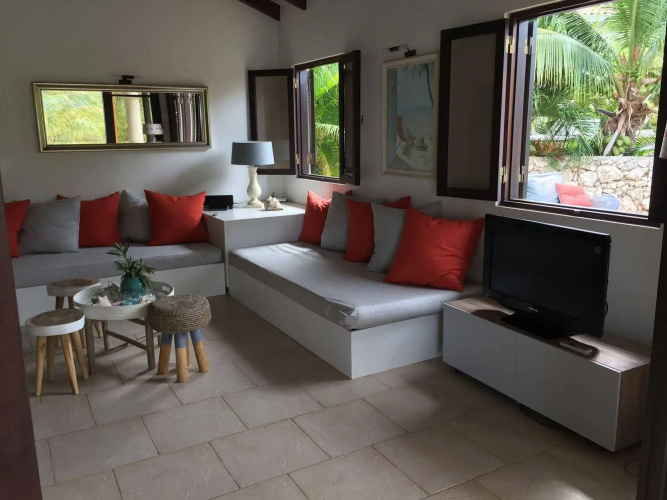 Lagoon Villas