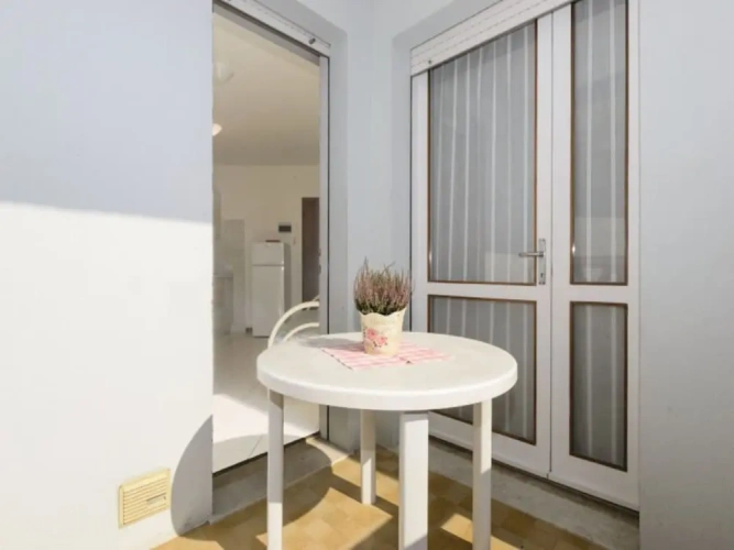 1 Bedroom Apartment with balcony