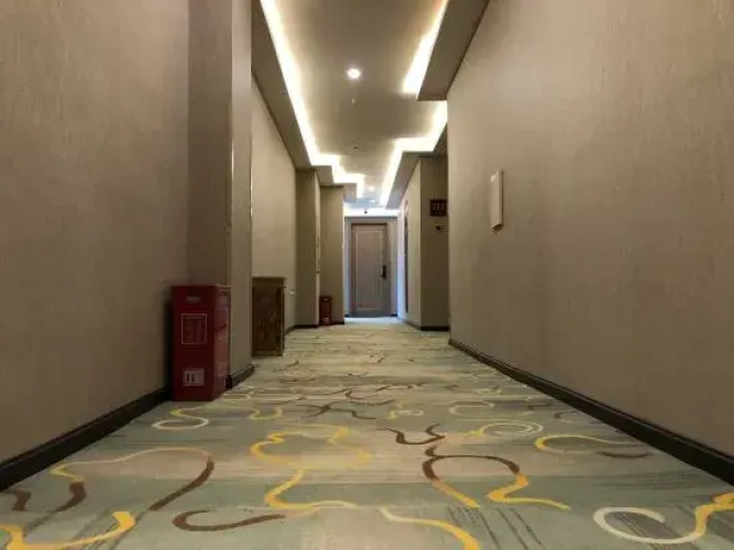Xinhong Hotel