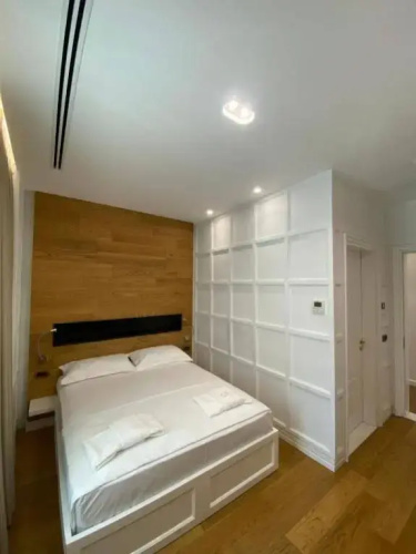 Crown Boutique Hotel