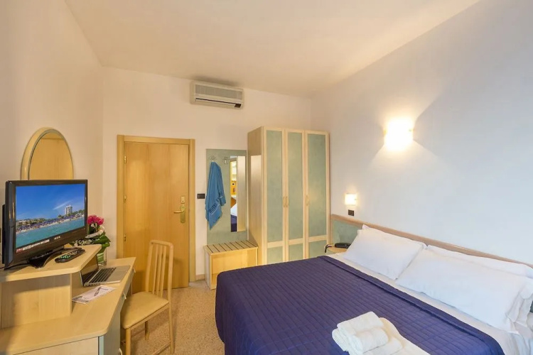 Hotel Excelsior