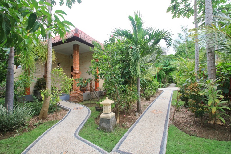 Deluxe Double Bungalow with garden view