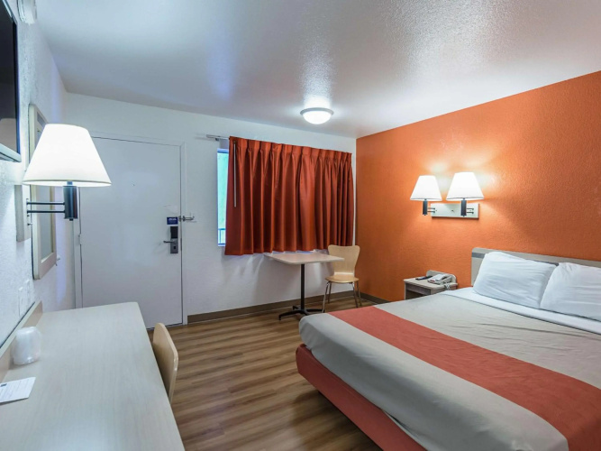 Motel 6 Yreka, CA