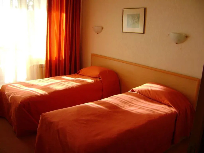 Hotel Treshtenik