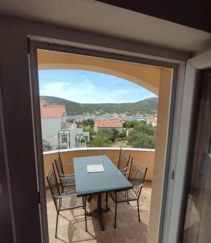 1 Bedroom Apartment with balcony