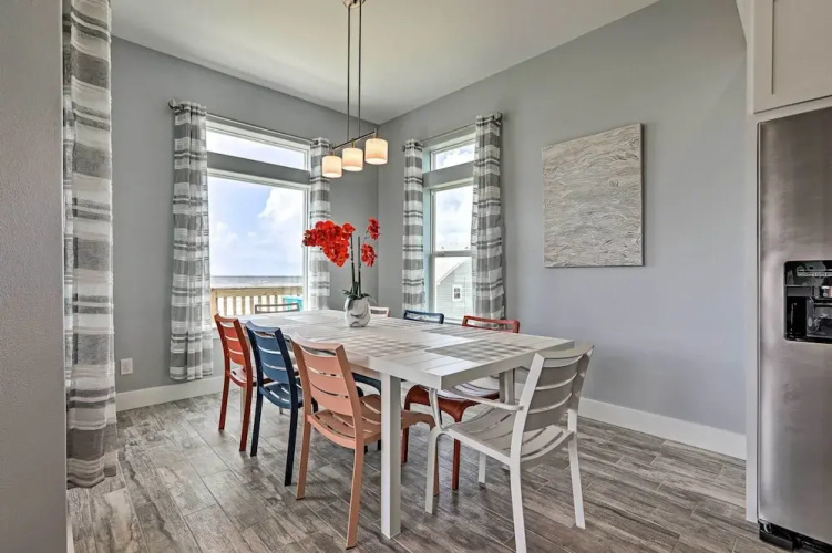 Villa Azul Galveston Home: Modern & Beachfront!