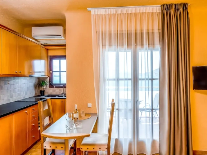 1 Bedroom Suite