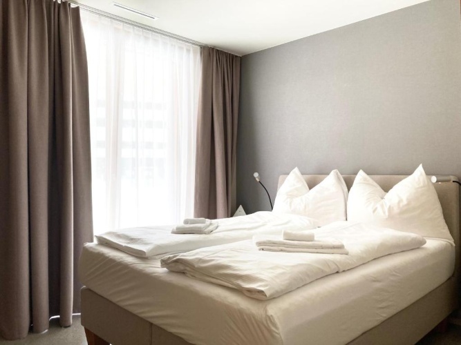 2 Bedrooms Apartment