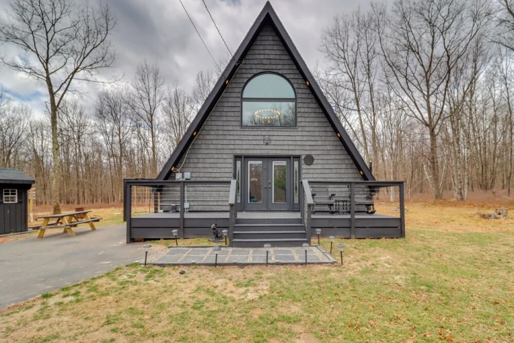 2 Bedrooms Cottage