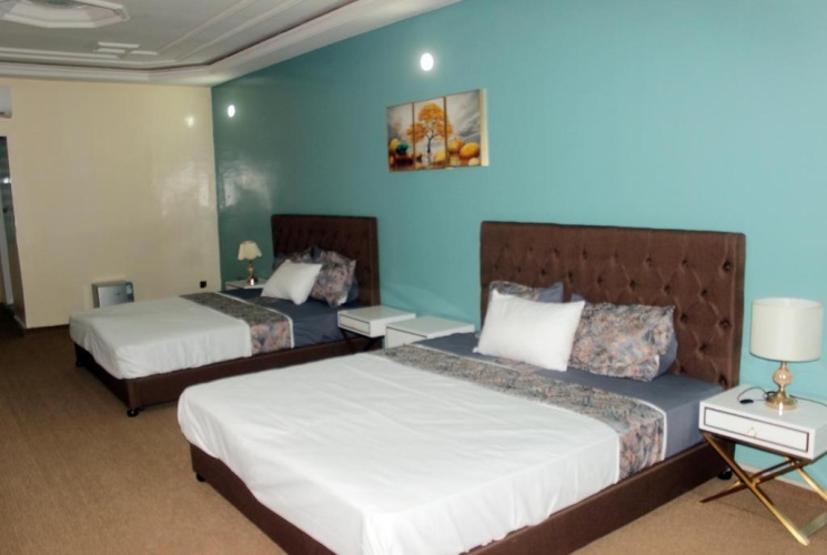 Standard Double Suite