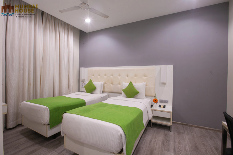 Hotel Mumbai House - Airoli, Navi Mumbai
