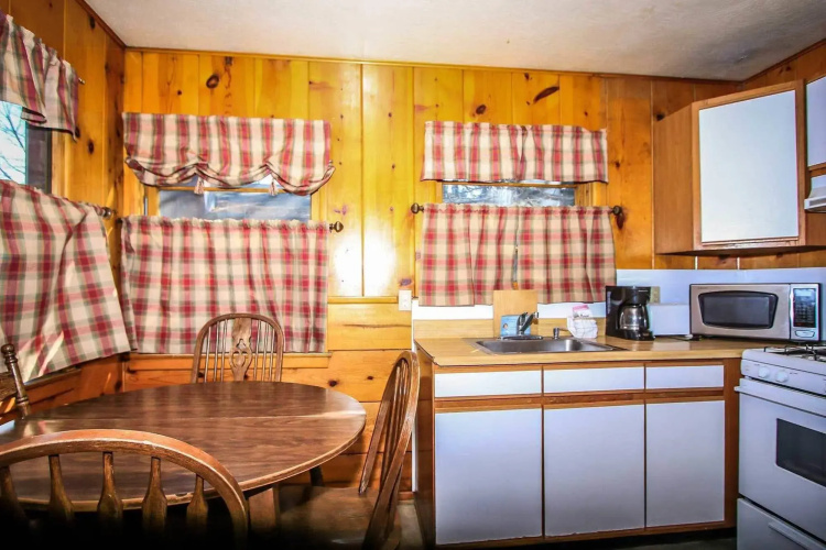 Shore Acres Lodge