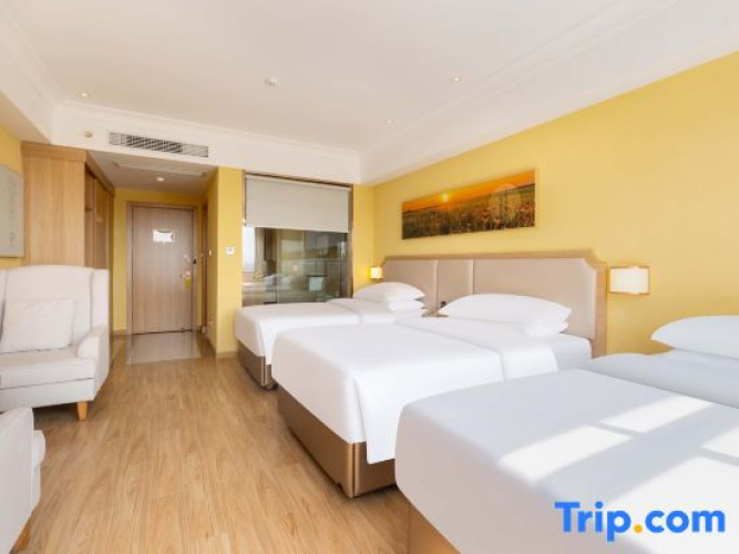 Yihai Hotel