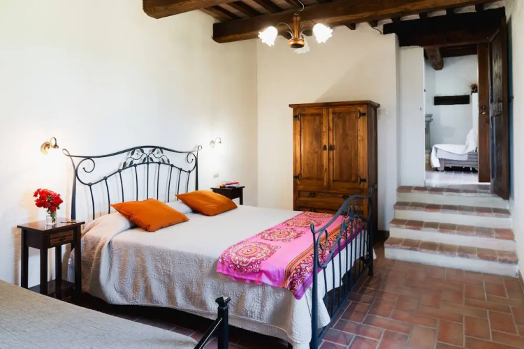 Ca Quattrocchi 10 3 by Marche Holiday Villas